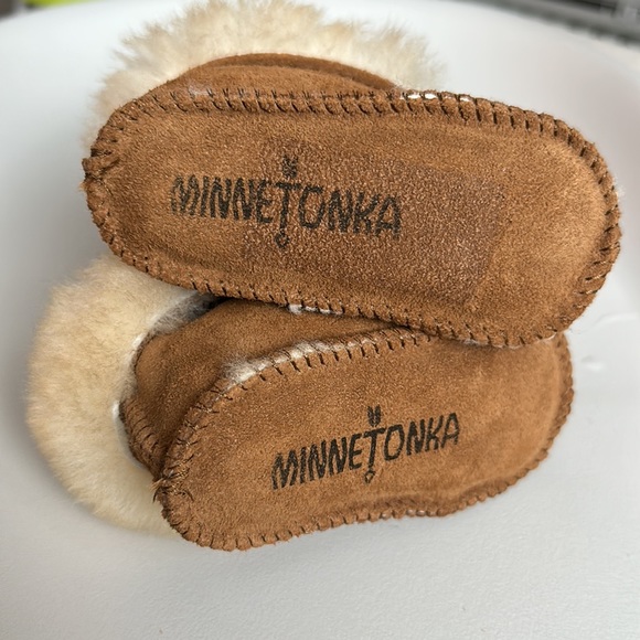 Minnetonka booties - Picture 3 of 3